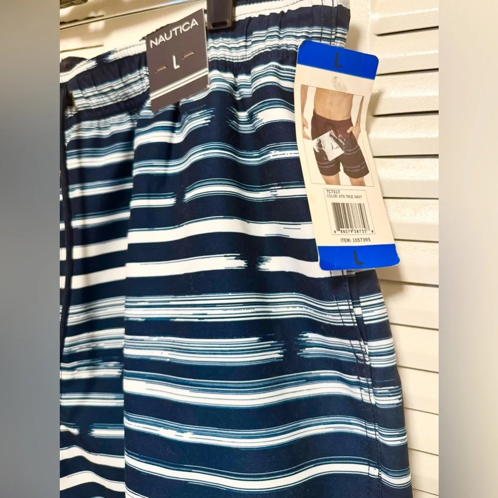 NWT NAUTICA Quick Dry Striped Swim Trunk Blue White Size Large Classic Swimwear